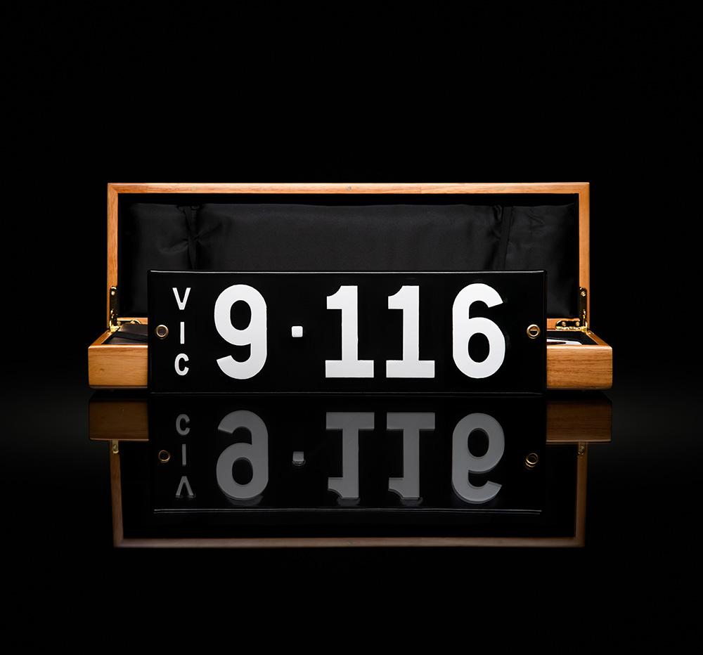 Heritage number plate displaying 9.116