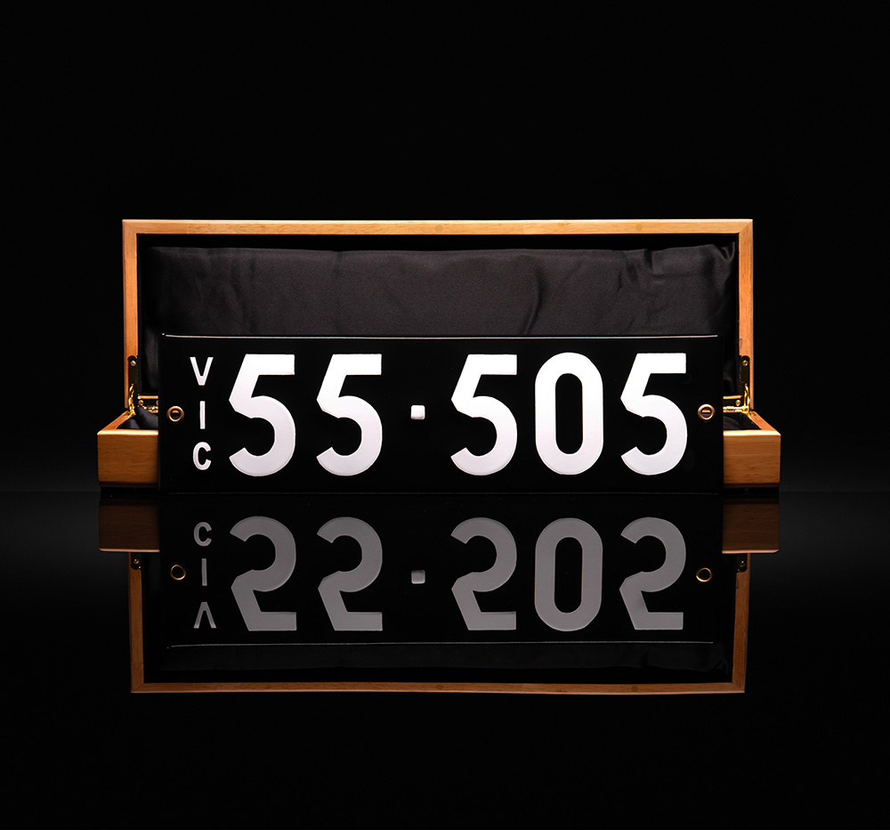 Heritage number plate displaying 55.505