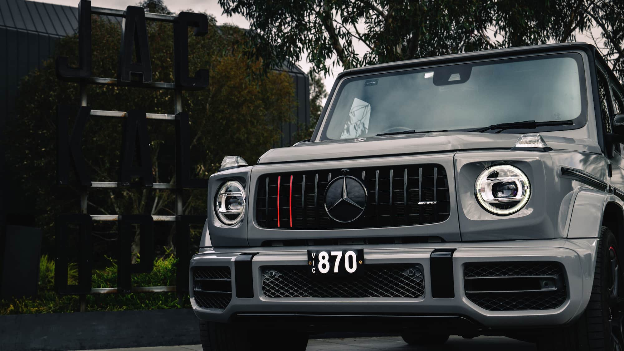 custom plates swift 870 B