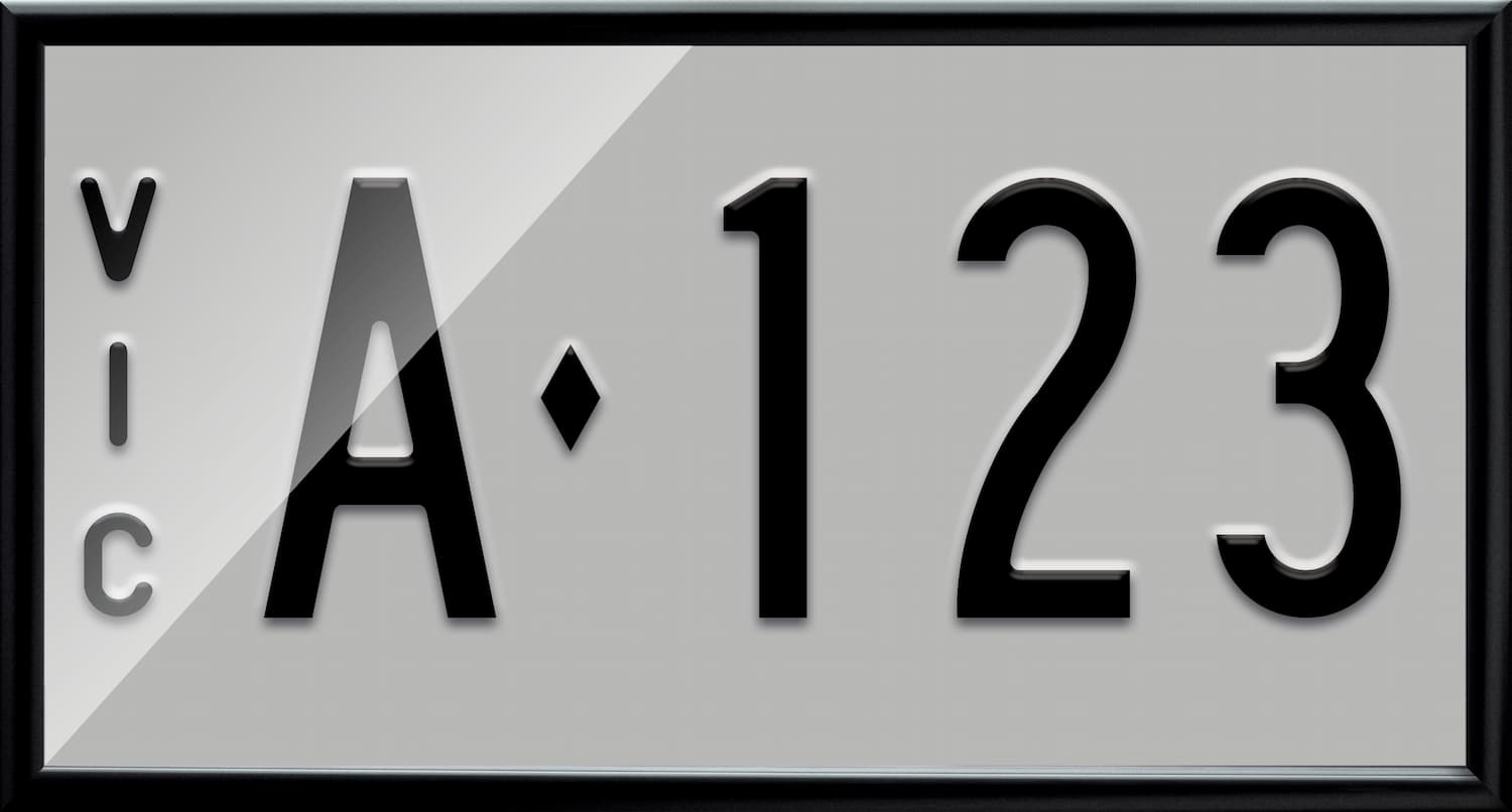 Signature plate combination BC 1 in the classic silver embossed style